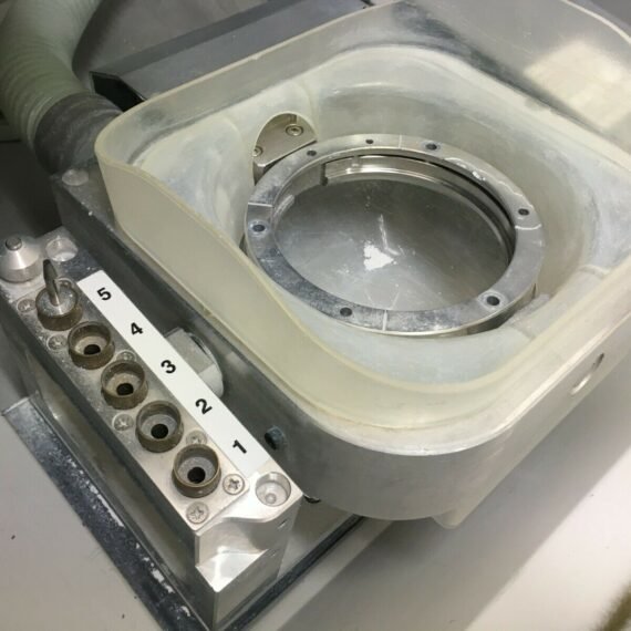 Roland DWX-50 5-axis Dental Milling Machine 7