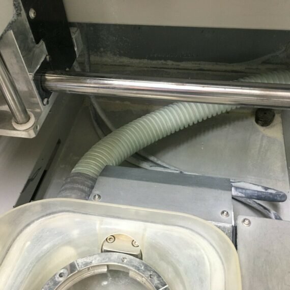 Roland DWX-50 5-axis Dental Milling Machine